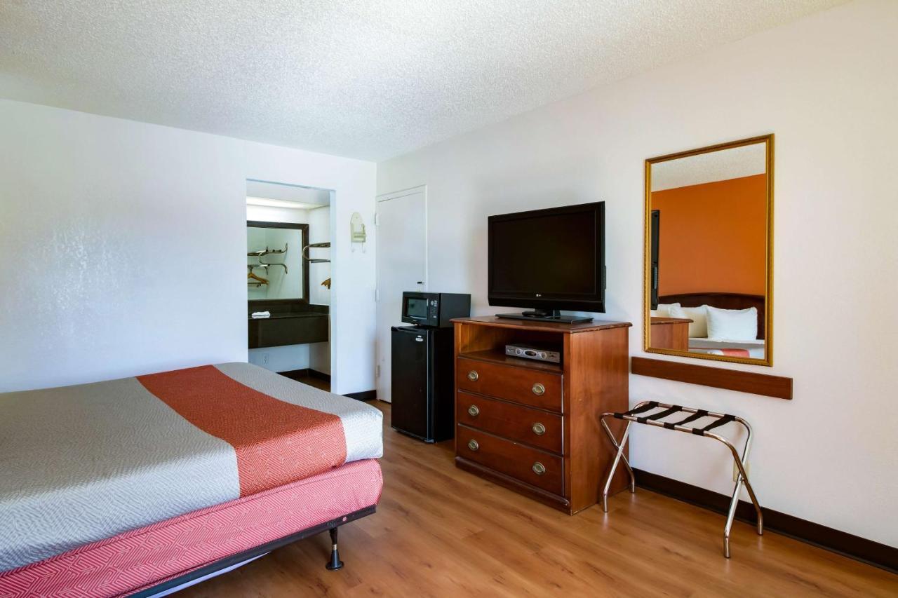 Motel 6-Holyoke, Ma Westfield Eksteriør bilde